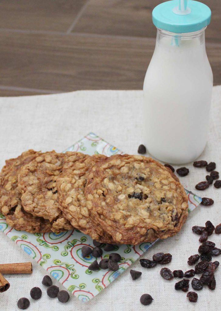 I always eat my cookies in a photo shoot ready manner. Or I hide in the pantry and eat them in dark silence. 